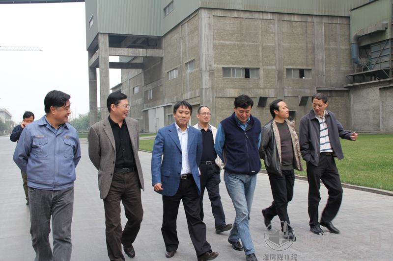 2010年11月16日，成都市臺(tái)辦主任戴浚視察四川亞?wèn)|