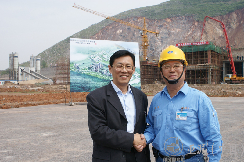 2009年4月，湖北副省長(zhǎng)段輪一視察黃岡亞?wèn)|